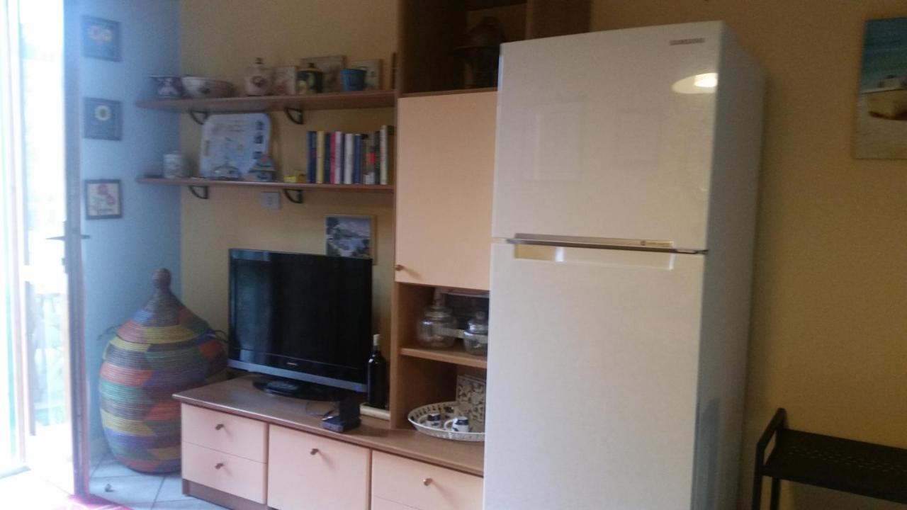 Nisporto Elbamare Residence Con Piscina מראה חיצוני תמונה