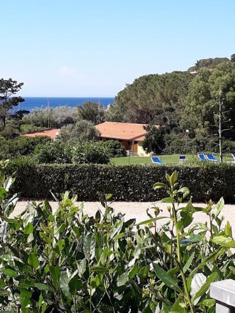 Nisporto Elbamare Residence Con Piscina מראה חיצוני תמונה